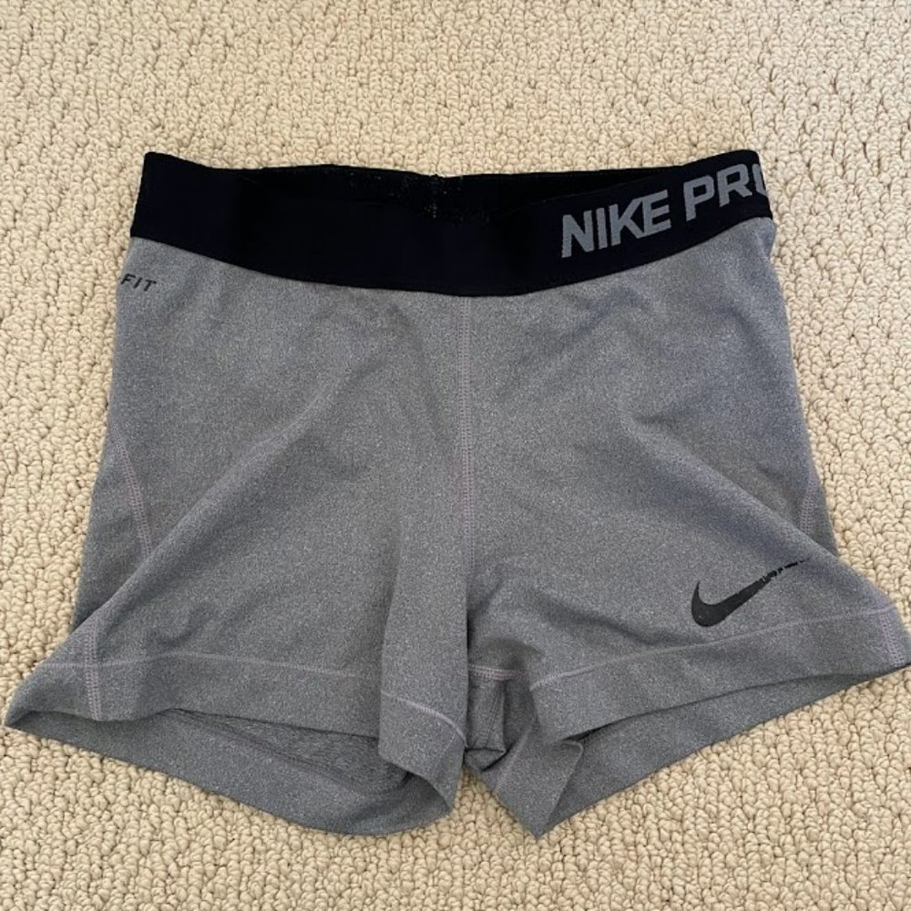 Nike Pro Short Grey